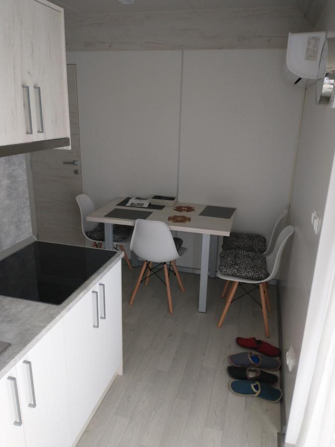 Apartments Drevi ลูบลิยานา ภายนอก รูปภาพ