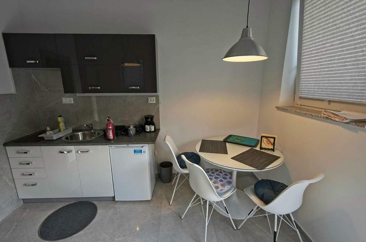 Apartments Drevi ลูบลิยานา ภายนอก รูปภาพ